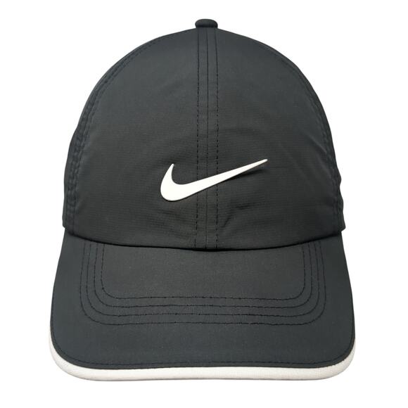 Nike Golf Strapback Baseball Cap Black One Size Adjustable Embroidered 6 Panel - Picture 1 of 10